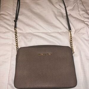 Michael Kors Medium Jet Set Crossbody